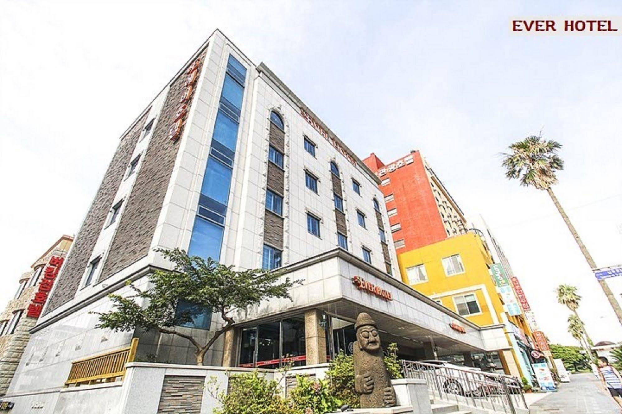 Ever Hotel Jeju Exterior foto